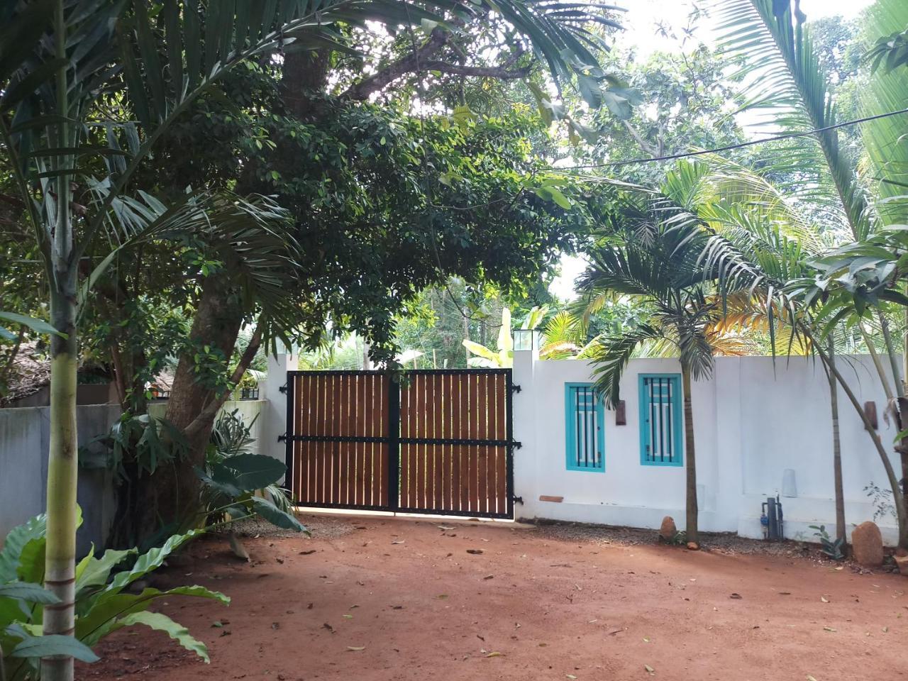 Ramya Nest Inn Mirissa Ngoại thất bức ảnh