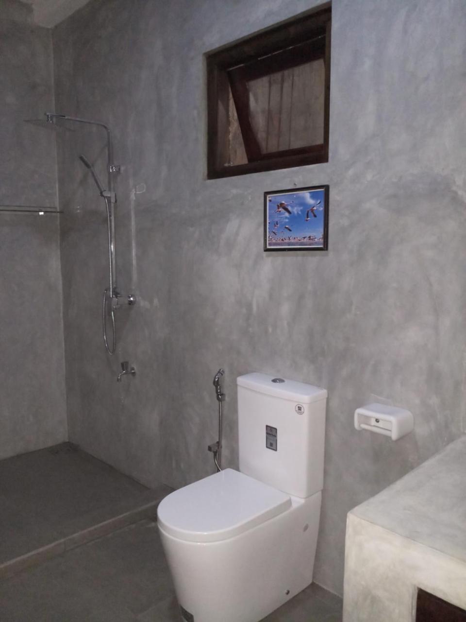 Ramya Nest Inn Mirissa Ngoại thất bức ảnh